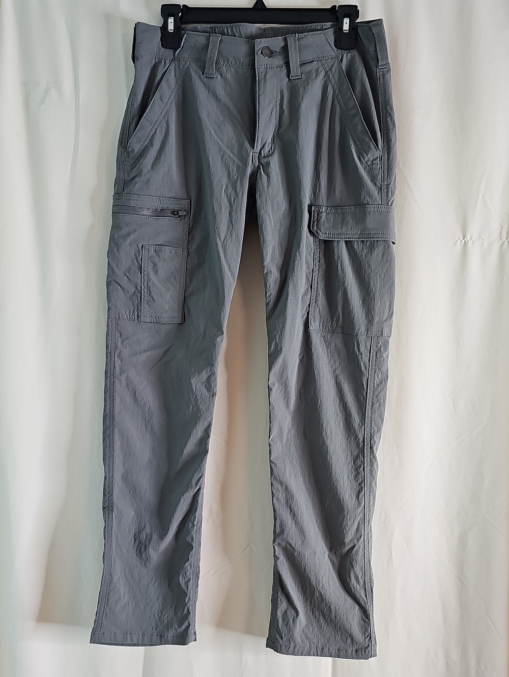 Carhartt Gray Cargo Pants with Multiple Utility Pockets